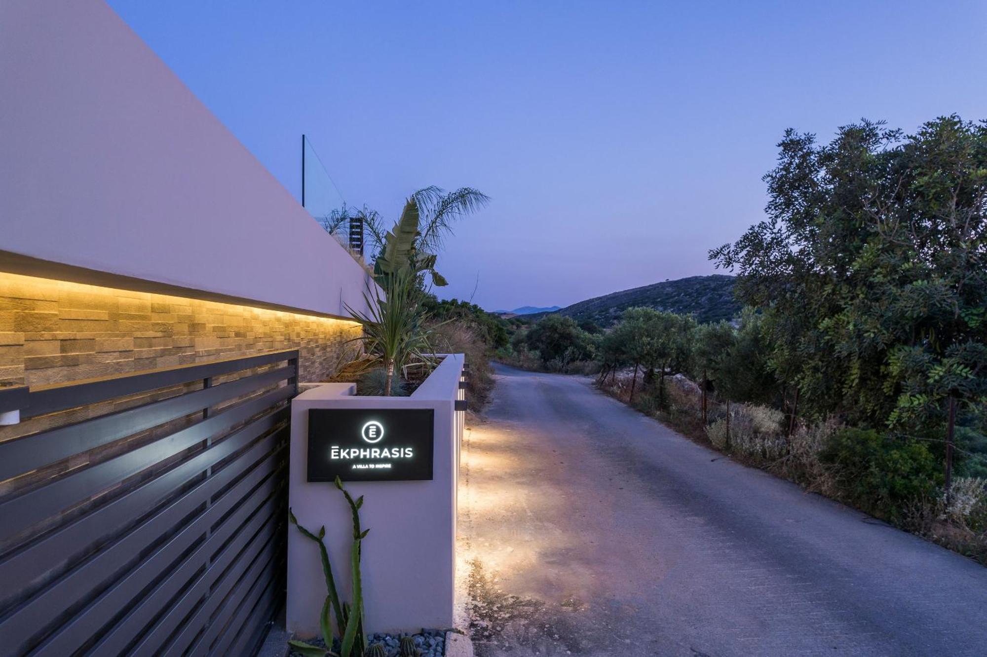 Villa Ekphrasis With Sea View And Jacuzzi Ravdhoúkha المظهر الخارجي الصورة